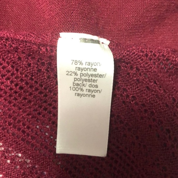 Maroon Maurice’s Sweater - Picture 4 of 4